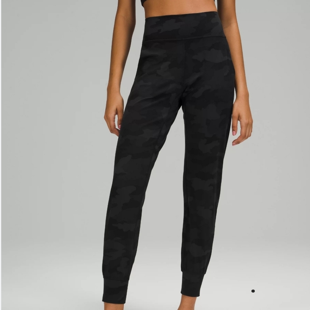 Lululemon Align Black Camo Full Length Joggers 8